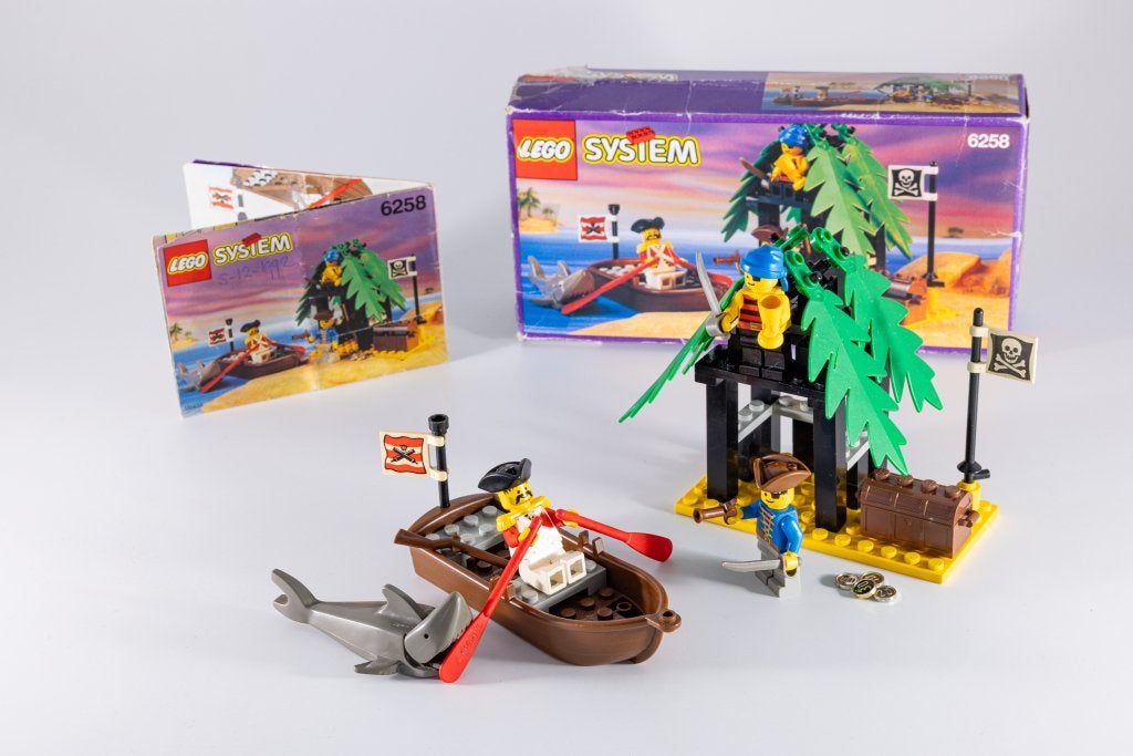 LEGO 6258 Smuggler's Shanty Pirates 100 % complet, Enlèvement ou Envoi, Lego, Ensemble complet, Pirates