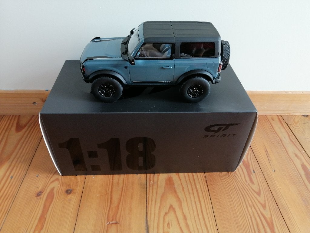 1/18 GT Spirit Ford Bronco First Edition (Area 51), Ophalen, Zo goed als nieuw, Auto, Overige merken