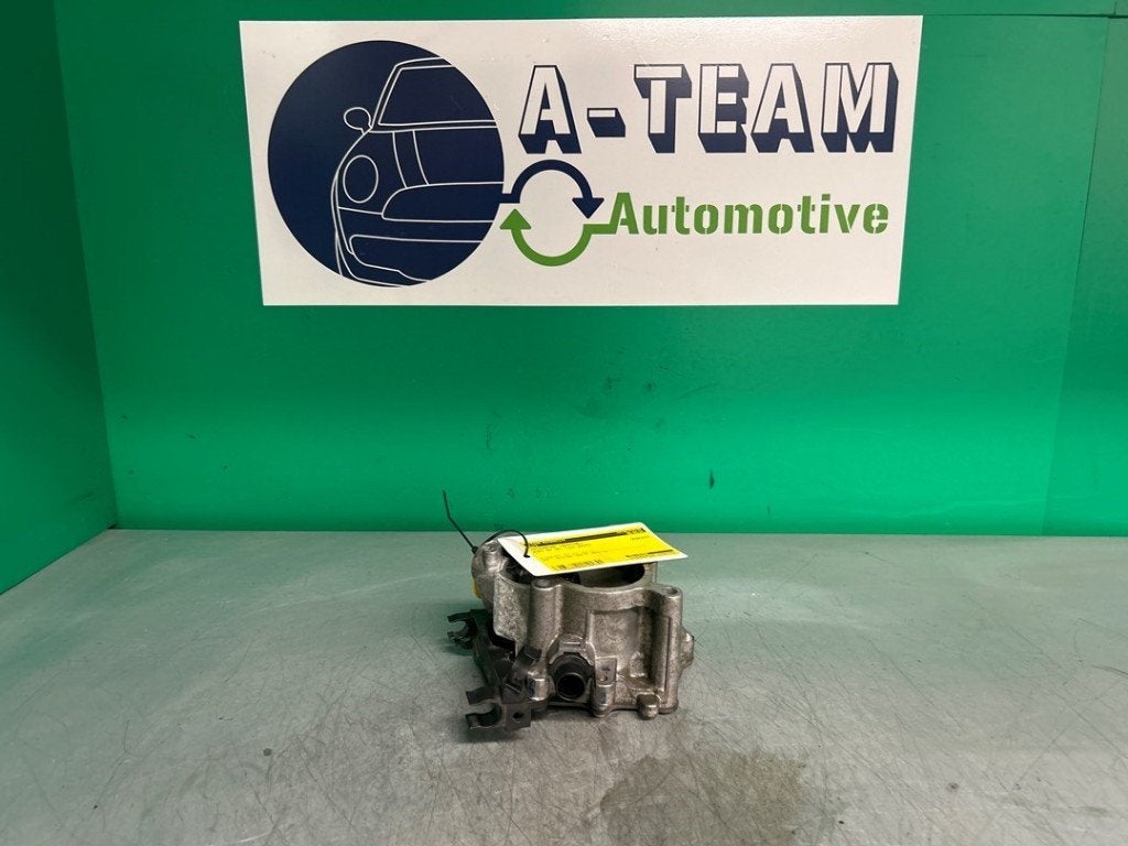 VACUUM POMPE PETROL Audi Q5 (FYB / FYG) (|06K145100|), Auto-Union-Straße  1,
85057  Ingolstadt, DE, Info@audi.de, Audi, Utilisé