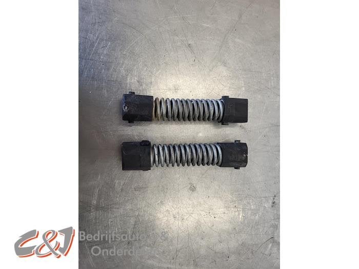 Gasdemper Motorkap Set van een Iveco New Daily, Gebruikt, -, Overige automerken, -