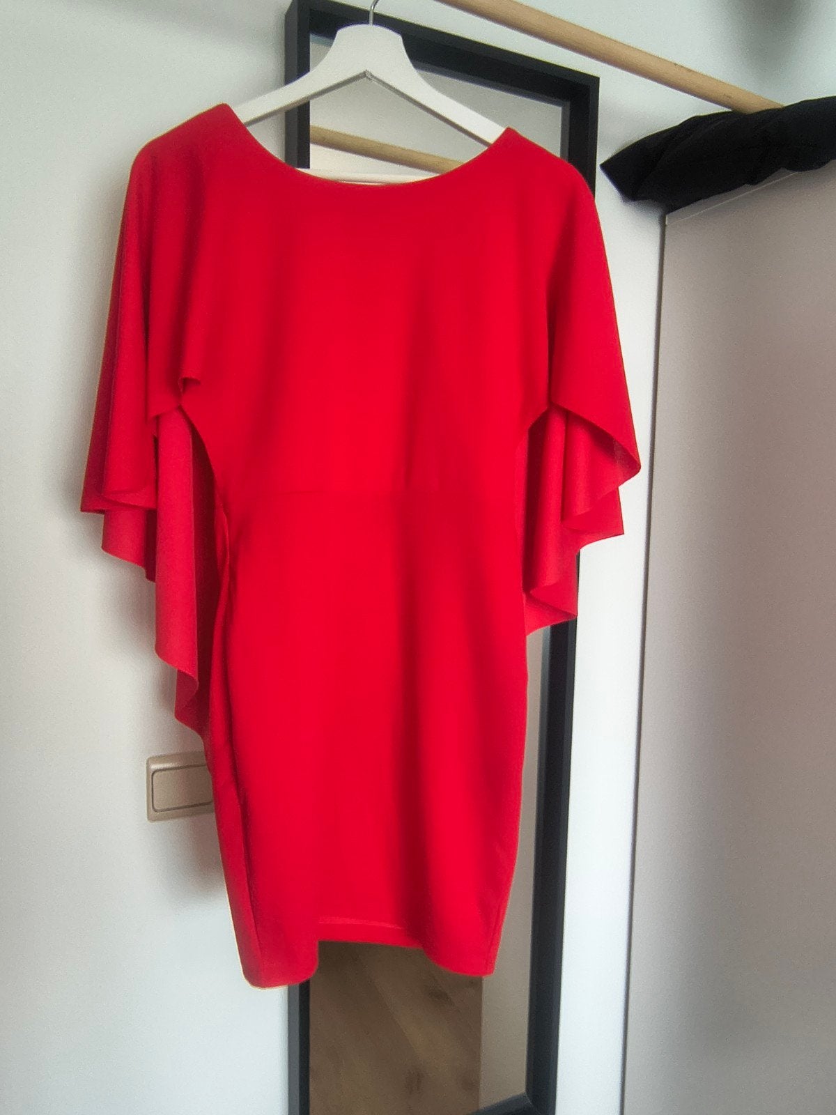 allerlei kleren, alles aan 2 euro per stuk.

Je, Kleding | Dames, Jurken, Ophalen, Maat 36 (S)