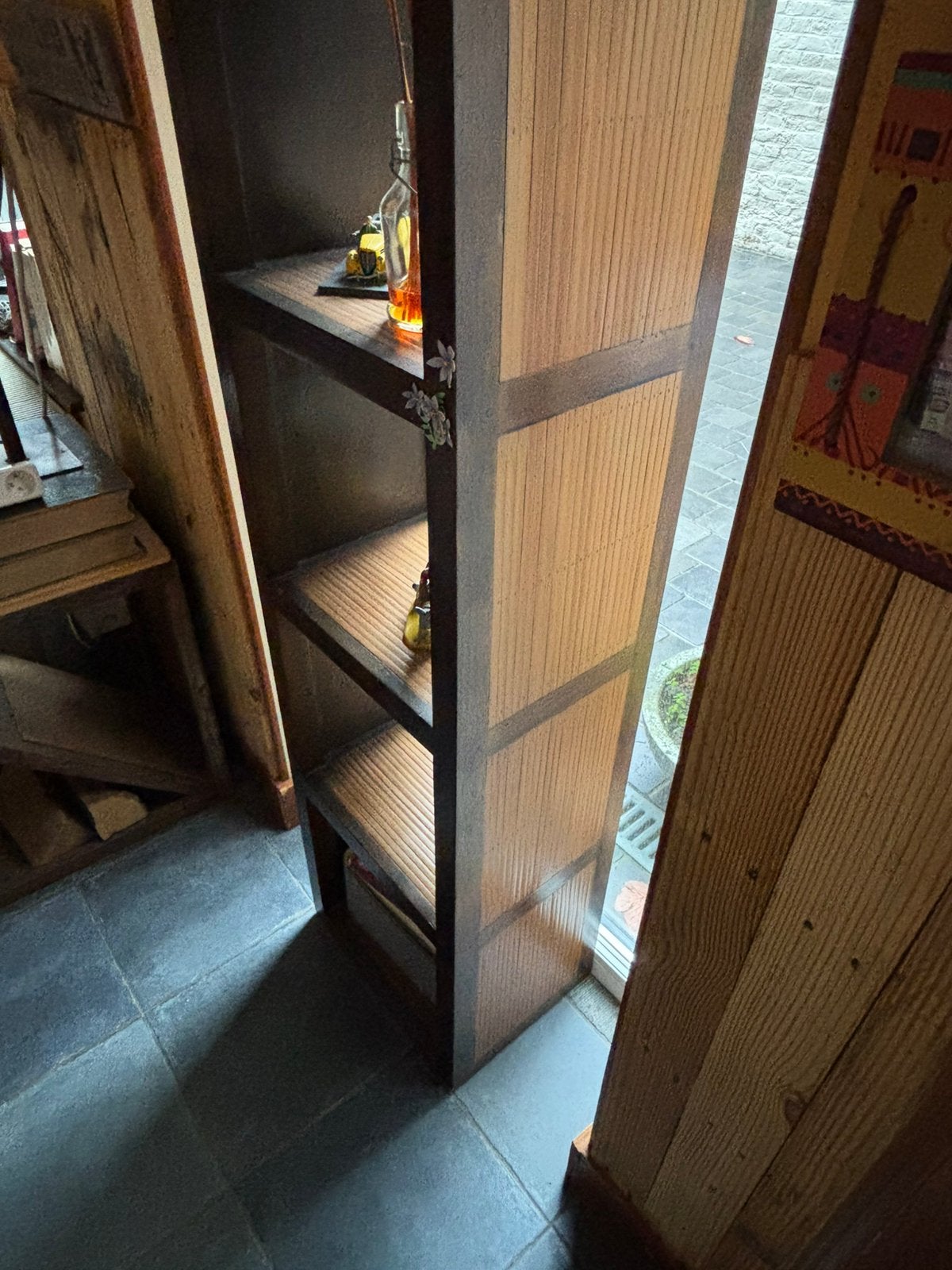 Etagere colonne bamboo, Enlèvement, Utilisé