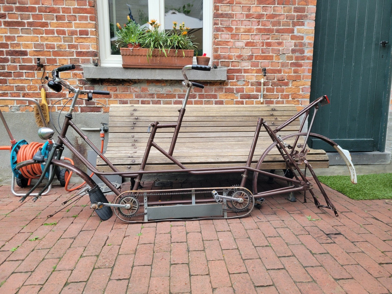 Kader oude Gazelle tandem, Ophalen
