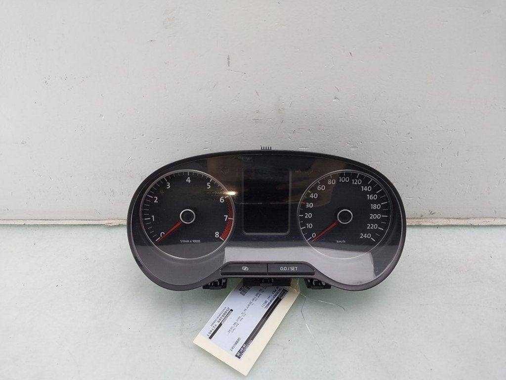 INSTRUMENTS DE BORD Polo V (6R) (|6R0920860F|6R0920860FX|), Volkswagen, Volkswagen AG, Utilisé, Kundenbetreuung@volkswagen.de