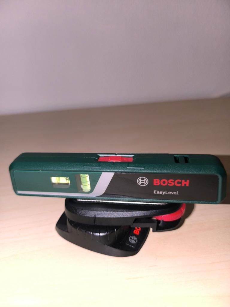 Niveau laser à bulle Bosch état comme neuf, Bricolage & Construction