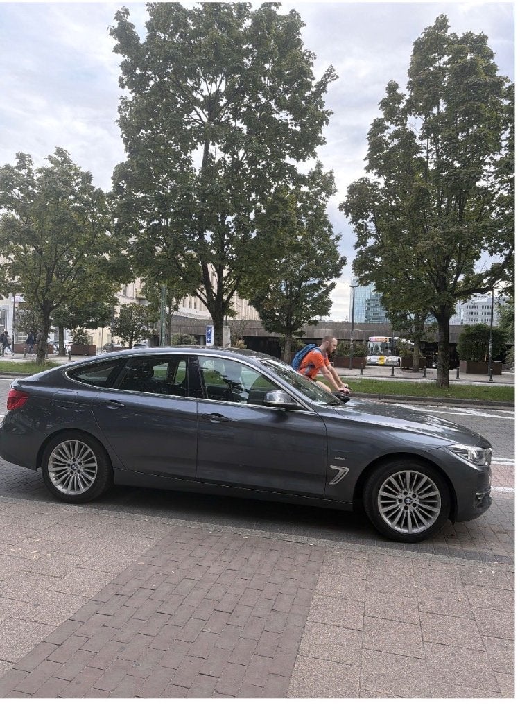 BMW 320 GT, Autos, Cuir, Argent ou Gris, Achat, Euro 6