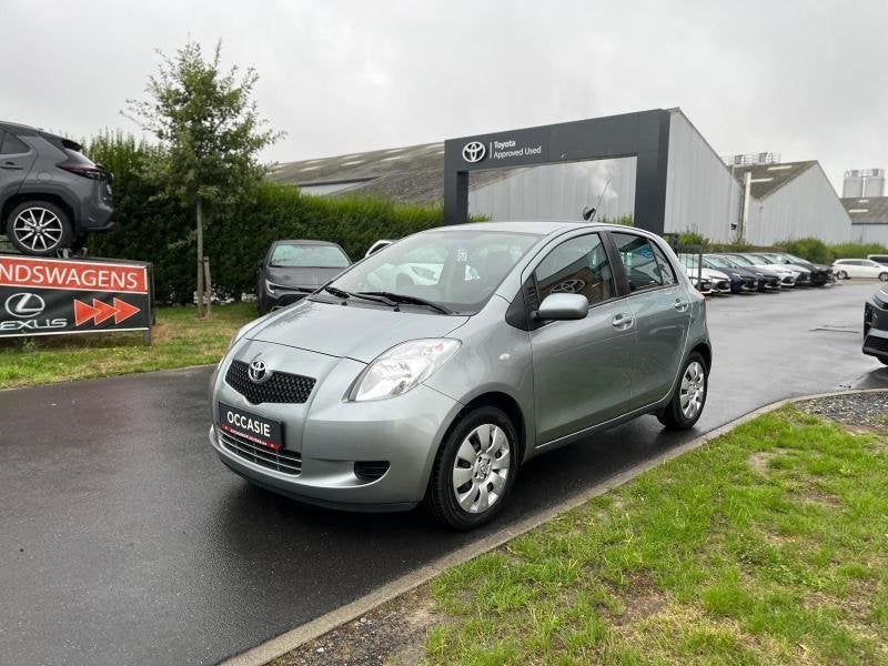 Toyota Yaris 1.0 MT LUNA, Auto's, Zwart, Elektrische ramen, Overige brandstoffen, 127 g/km