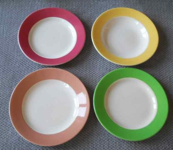 Lot de 4 assiettes Boch, Enlèvement