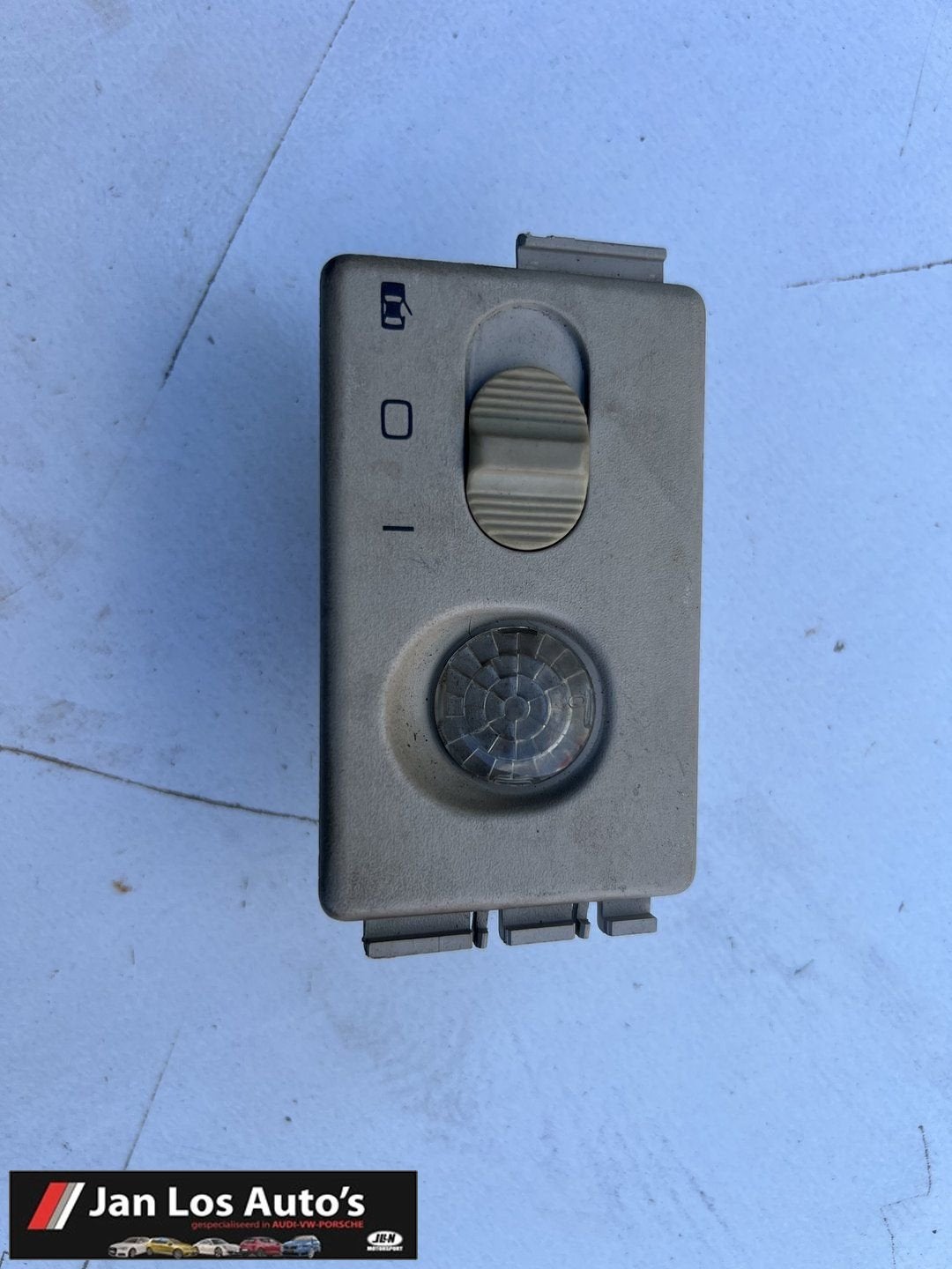 Audi 100 C3 typ 44 80 90 B3 B4 binnenverlichting, -, Origine de la pièce connue, Audi, Utilisé