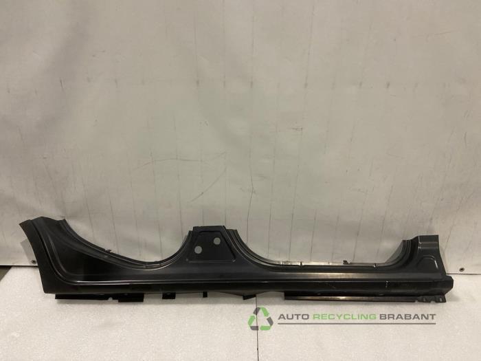 Dorpel rechts van een Opel Corsa, Gebruikt, -, -, Opel