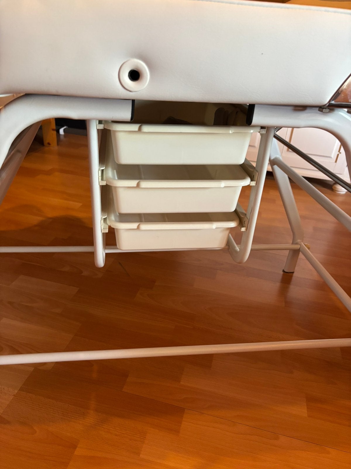 Behandeltafel voor kine of schoonheid, Ophalen, Zo goed als nieuw