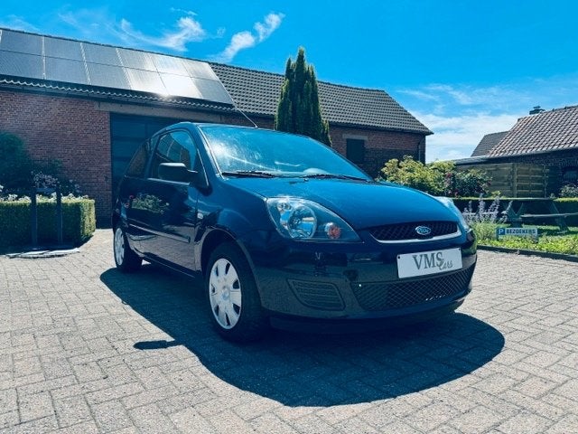 Ford Fiesta 1.3 Benzine * Garantie * Airco *, Auto's, 1299 cc, Stof, Zwart, 4 cilinders
