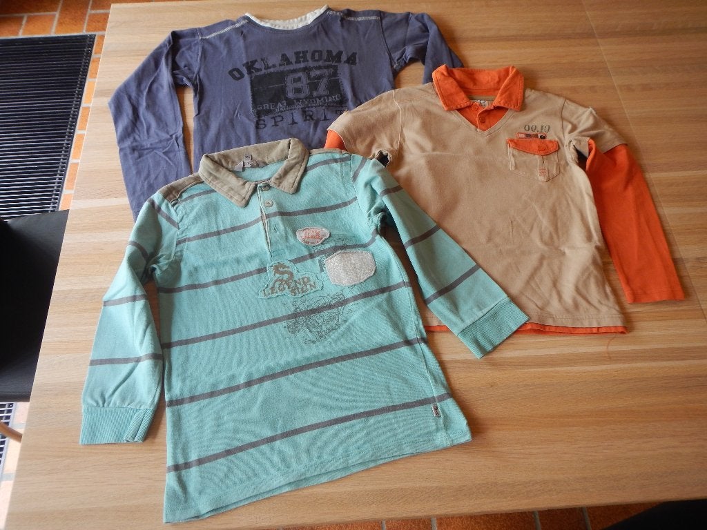 pulls et T-shirts longues manches 8 ans / T128, Enlèvement ou Envoi, Comme neuf, Garçon, Pull ou Veste