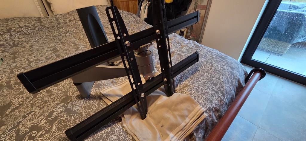 Vogel's tv beugel, Ophalen