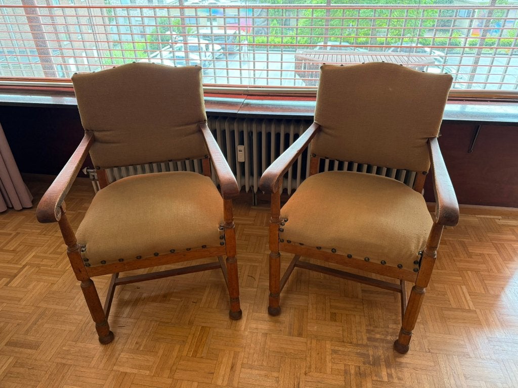 Twee vintage stoelen uit de jaren 20, Ophalen