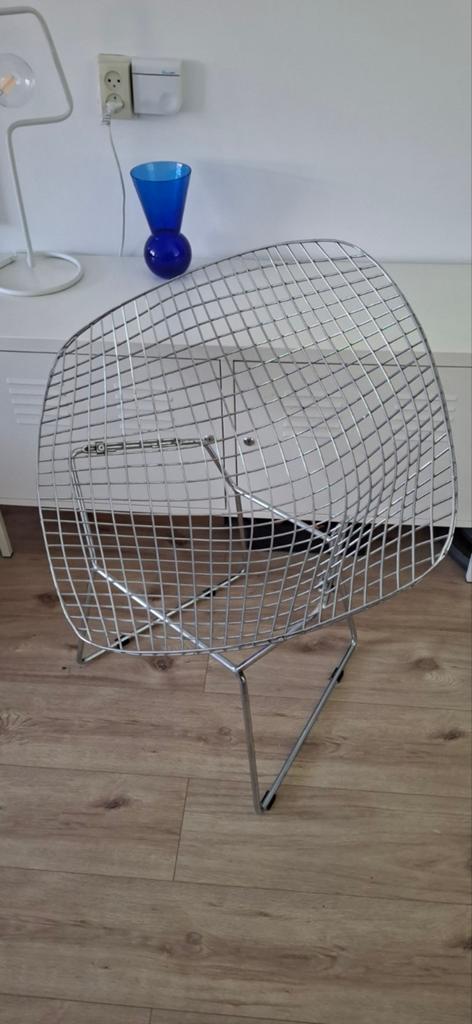 Knoll Bertoia Diamond Chair, Enlèvement