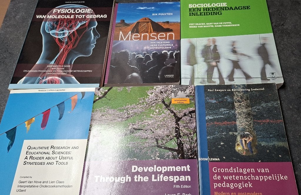 boeken/naslagwerken Psychologie & pedagogische wetenschappen, Boeken, Studieboeken en Cursussen, Ophalen of Verzenden, Gelezen