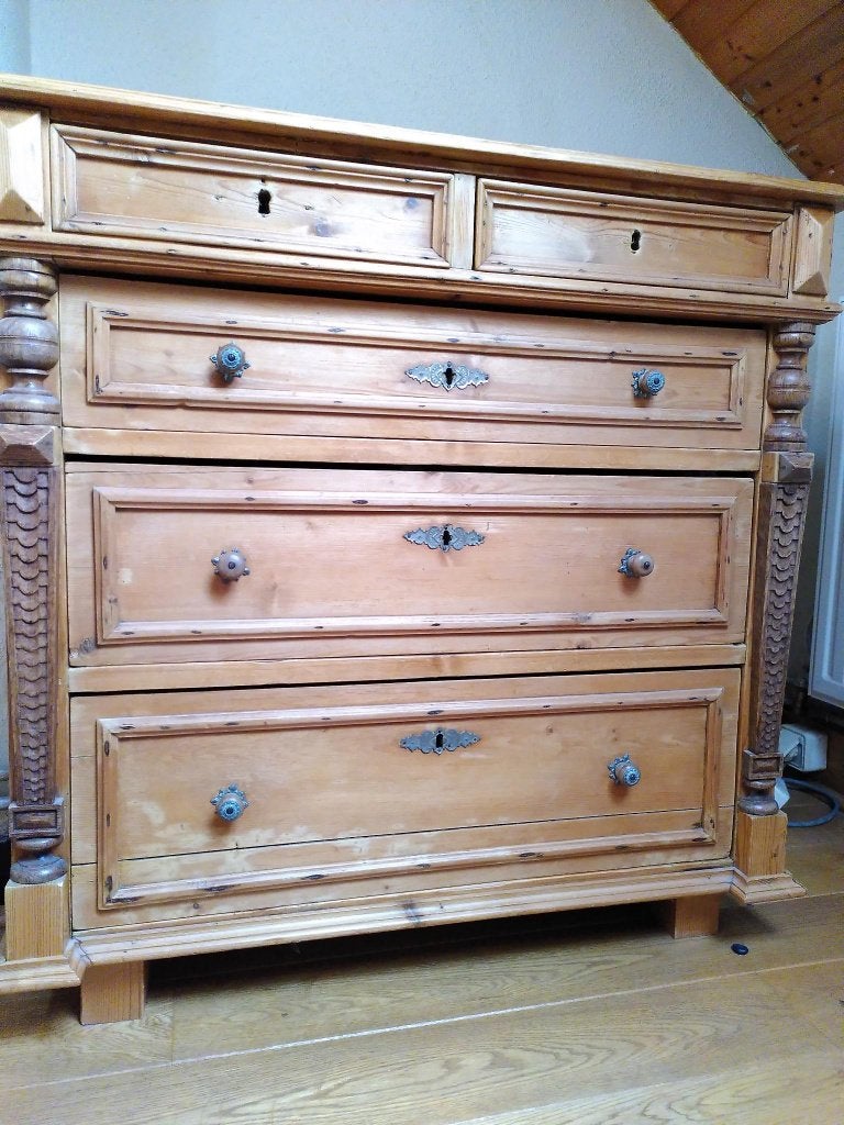Commode ancienne en pin, Enlèvement