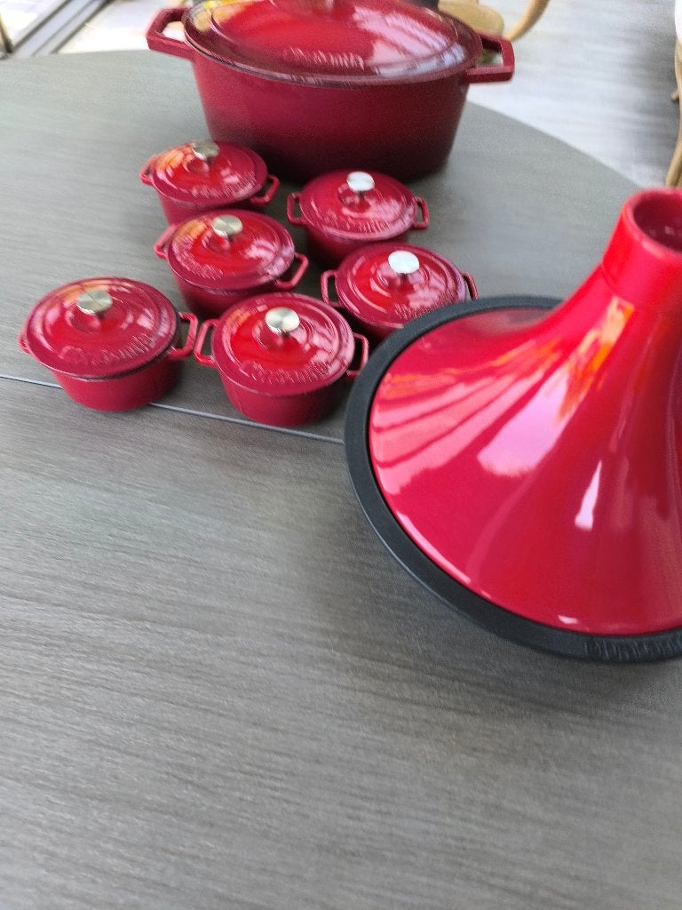 Set de cocottes, Maison & Meubles, Cuisine | Casseroles & Poêles, Comme neuf, Cocotte, Fonte, Revêtement antiadhésif, Compatible barbecue