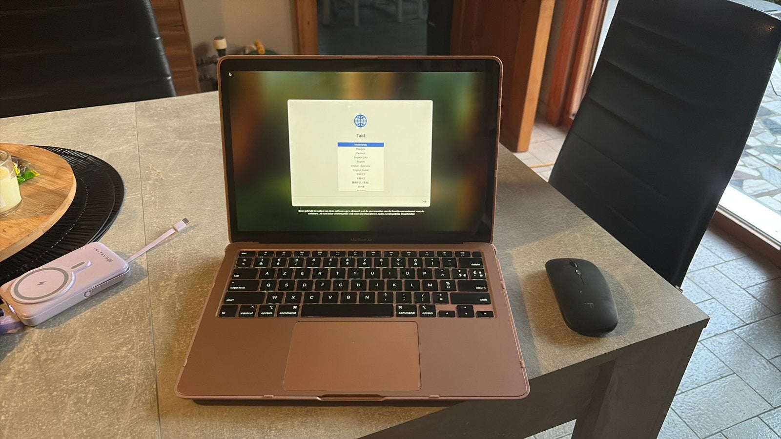 MacBook air 13 inch 2020, Computers en Software, Ophalen, Zo goed als nieuw, 13 inch, MacBook