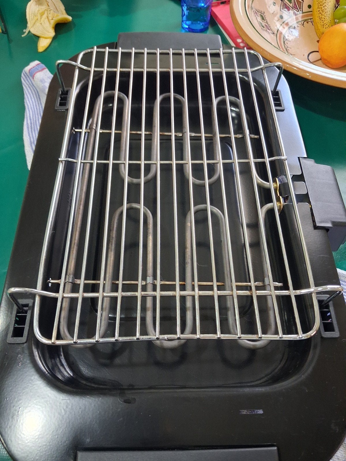 Tafel barbeqeu /croqmesue machiene, Tuin en Terras, Ophalen