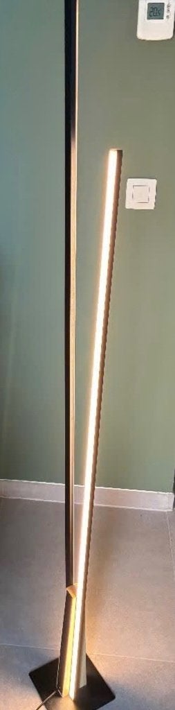 Lampadaire LED Eglo, Comme neuf, Enlèvement, 100 à 150 cm, Modern