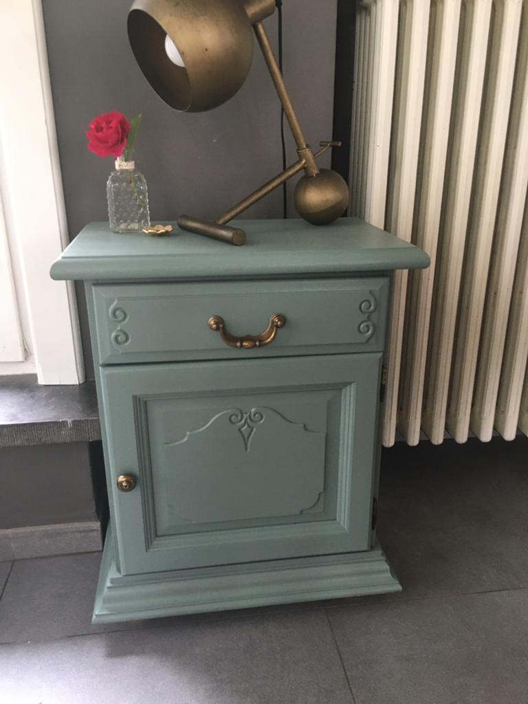Vintage kastje, Huis en Inrichting, Slaapkamer | Nachtkastjes, Zo goed als nieuw, 45 tot 65 cm, Hout, 55 tot 70 cm