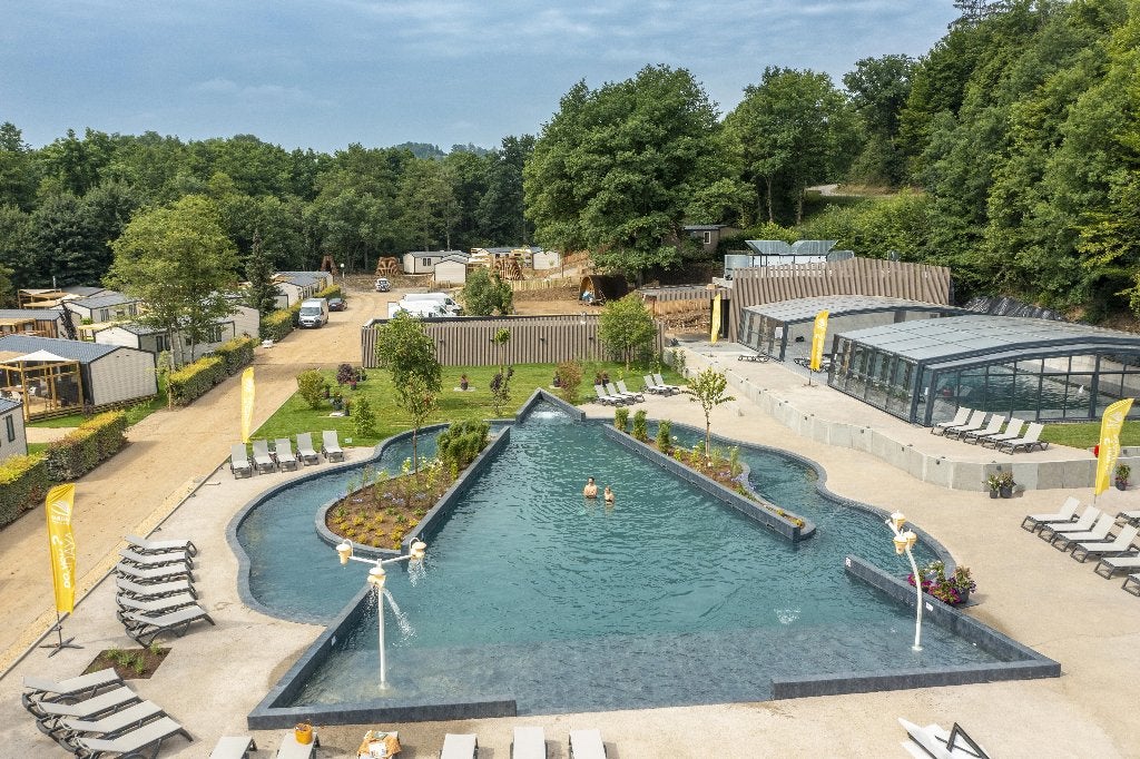 LAST MINUTE – Sandaya Parc La Clusure – 6 pers. – 4 au 6/09, Bois/Forêt, Village
