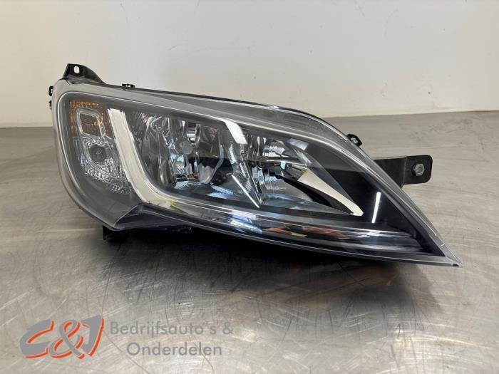Phare droit d'un Fiat Ducato, -, 3 mois de garantie, Utilisé, -