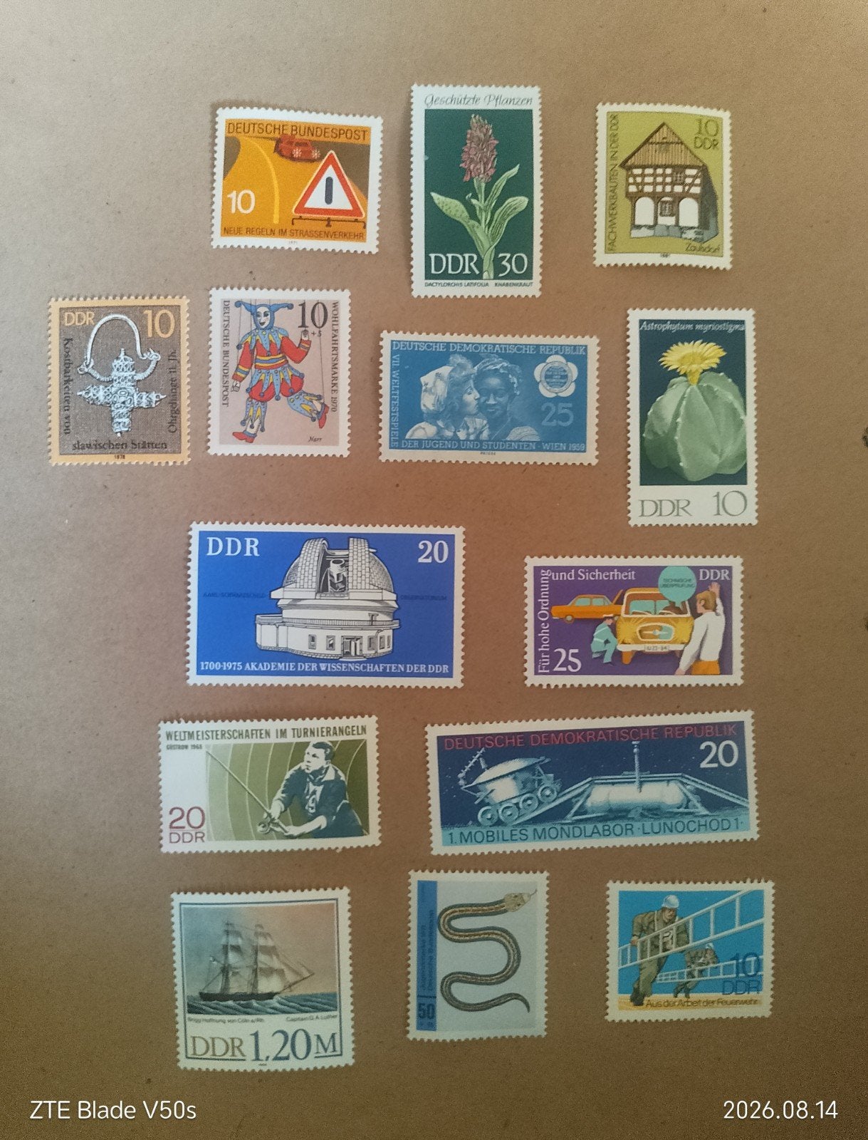20 postzegels History, Ophalen of Verzenden