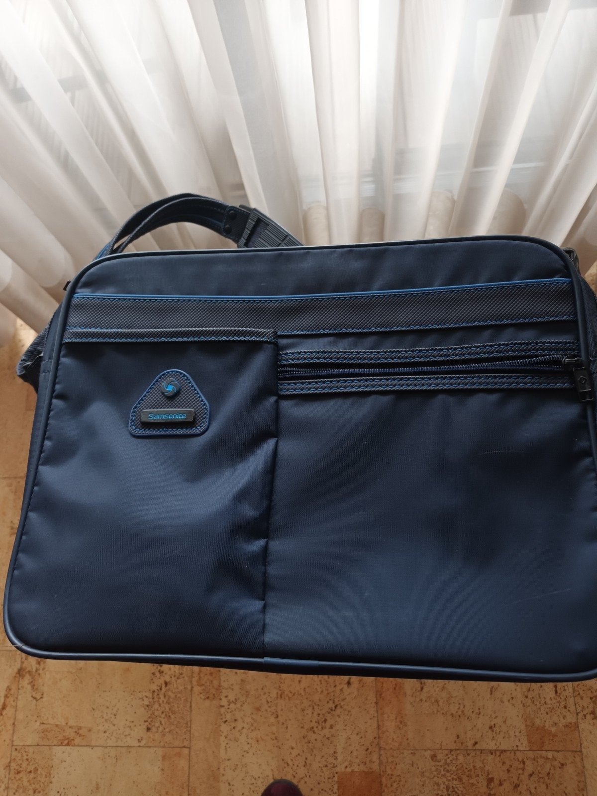 Sac à bandoulière très spacieux « SAMSONITE », Enlèvement ou Envoi