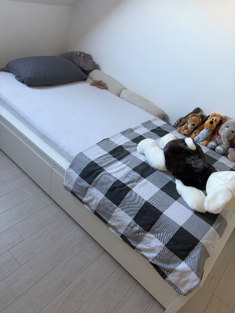 1 persoonsbed, Huis en Inrichting, Slaapkamer | Bedden, Ophalen, Zo goed als nieuw