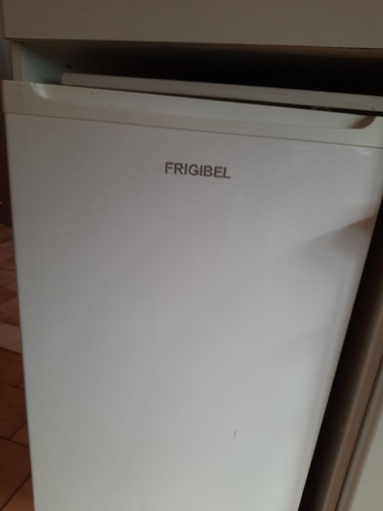 Frigibel ijskast, Ophalen, Gebruikt, Met vriesvak