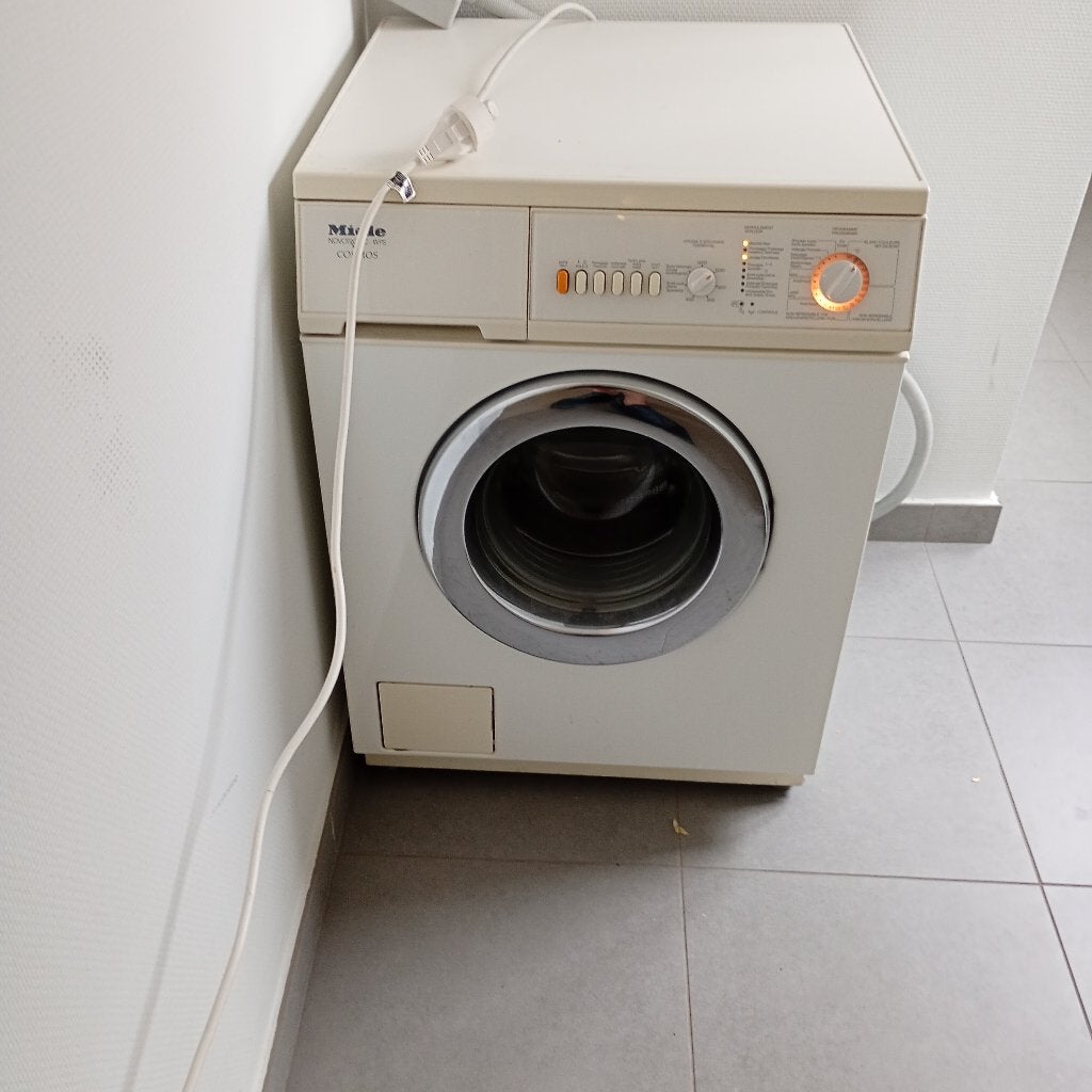 Miele wasmachine, Elektronische apparatuur, Wasmachines, Ophalen, 1200 tot 1600 toeren, Gebruikt, 4 tot 6 kg