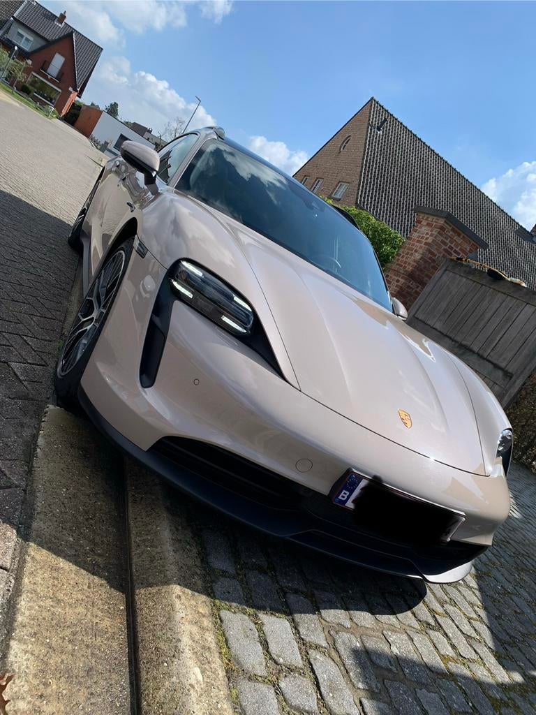 Porsche Taycan sport Turismo, Automaat, Achterwielaandrijving, Beige, Elektrisch