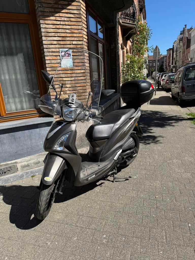 Sym symphony 125-2015, Fietsen en Brommers, Overige modellen, Ophalen of Verzenden, Zo goed als nieuw