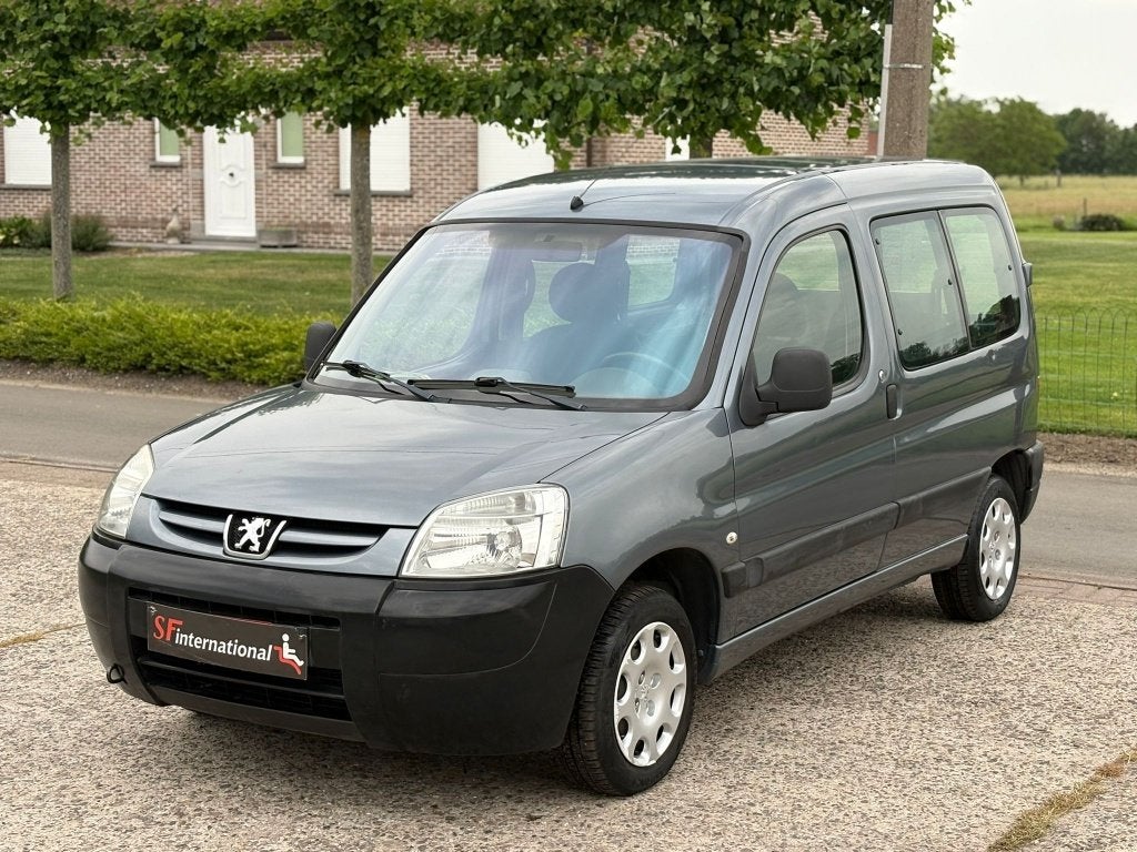 ️️️♿️Peugeot Partner 1.6HDI Rolstoel Invalide Handicape TPMR, Auto's, Monovolume, https://public.car-pass.be/vhr/4576735d-1c46-4a50-9b79-c7854736e95c