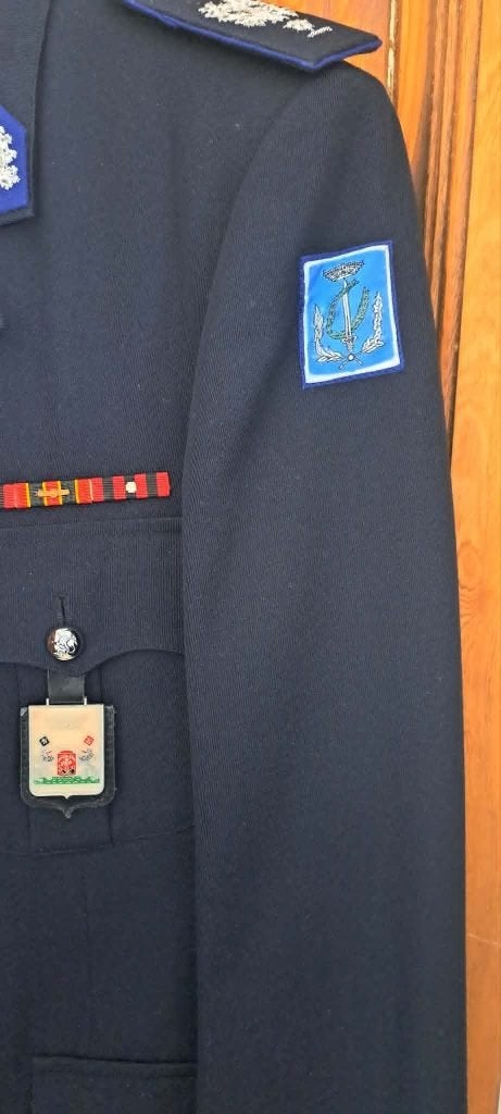 Ancienne tenue de Commissaire de  Police complète, Collections, Enlèvement ou Envoi, Autres, Vêtements ou Chaussures