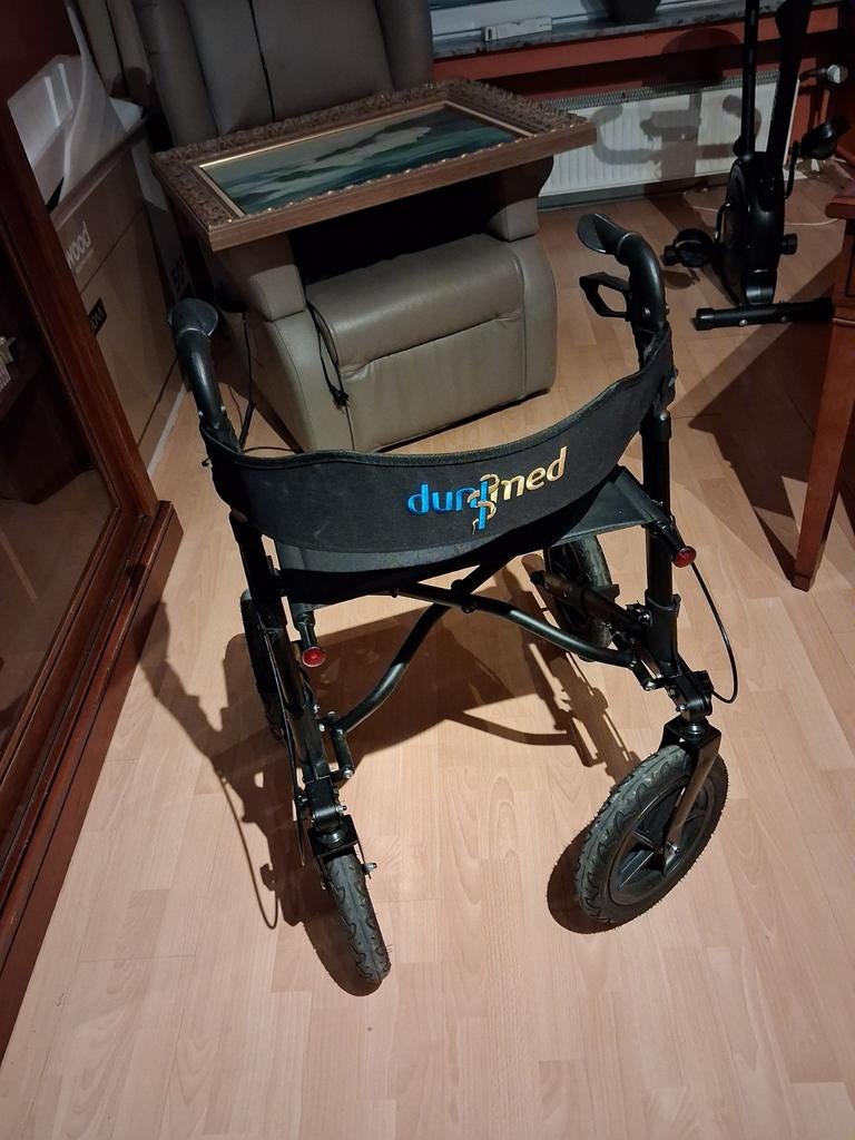 Deambulateur exterieur costaud pliable avec siège, Enlèvement, Pliable