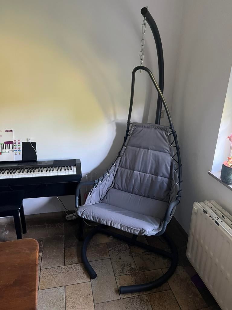 Fauteuil suspendu, Enlèvement, Comme neuf