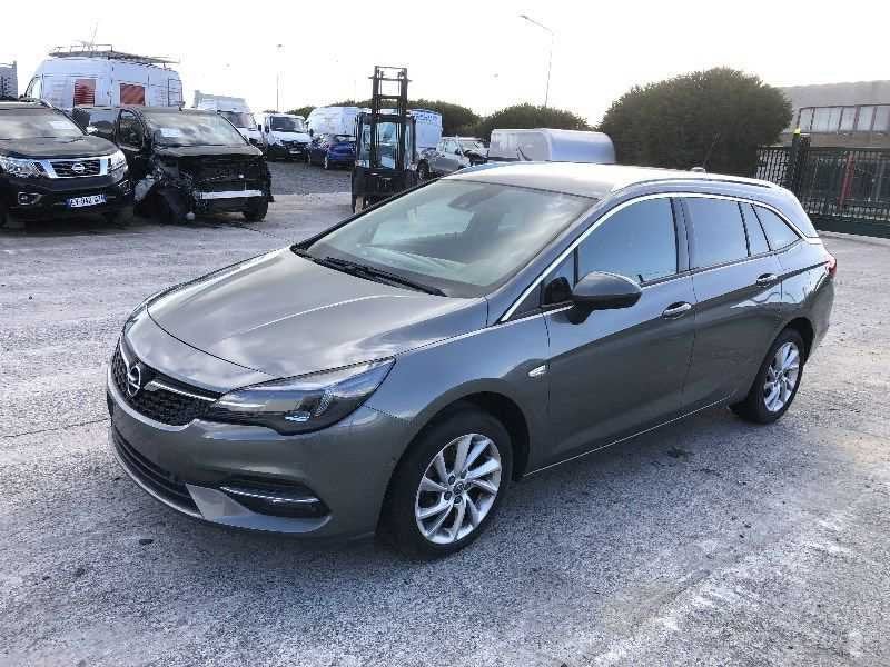 Opel - 2020 - Astra Sports Tourer (Break) - 1.5 CDTi Diesel, Autos, Achat, Entreprise, Boîte manuelle, Autre carrosserie