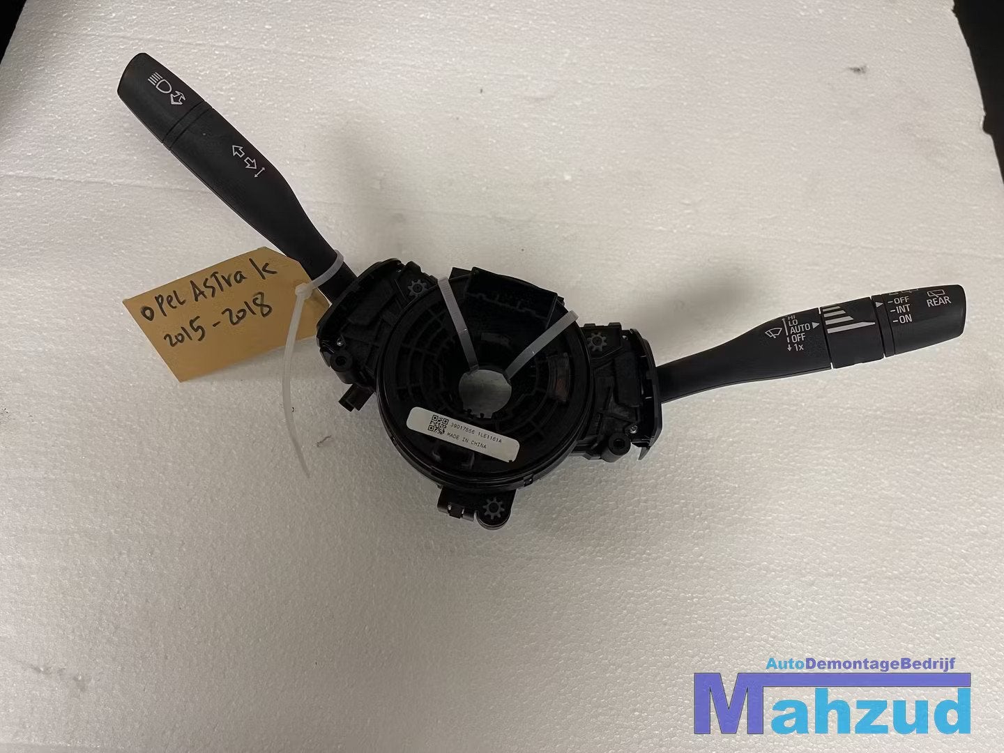 OPEL ASTRA K Stuurkolom schakelaar combischakelaar 39017556, Opel Automobile GmbH, Opel, Bahnhofsplatz 1
65423  Russelsheim am Main, DE