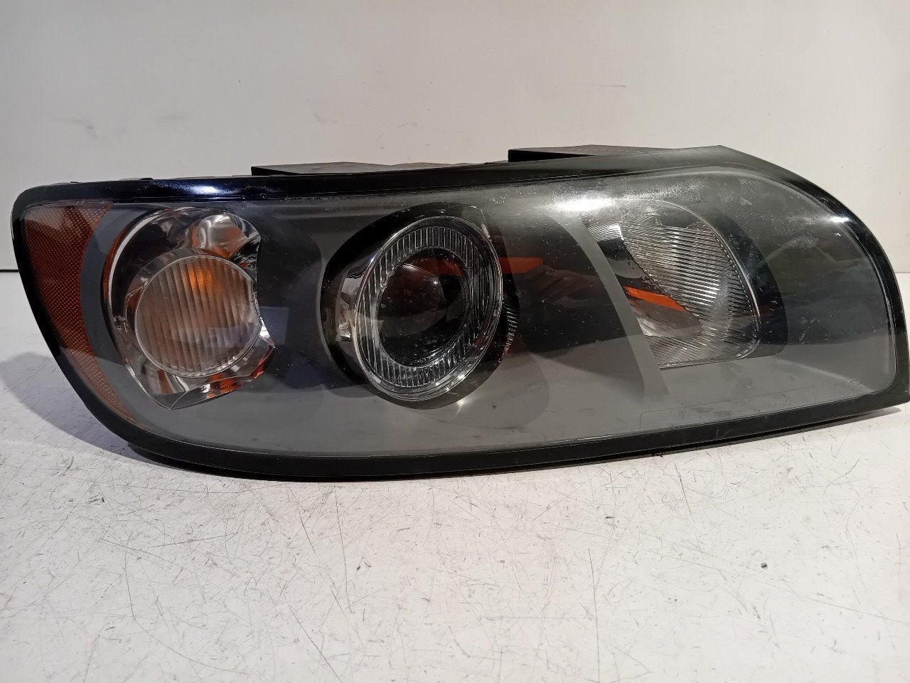 Koplamp rechts Volvo V50, Onderdelen@venauto.nl, Van der Ven Autorecycling B.V., Gebruikt, Ettenseweg 76, 4706 PB Roosendaal, The Netherlands