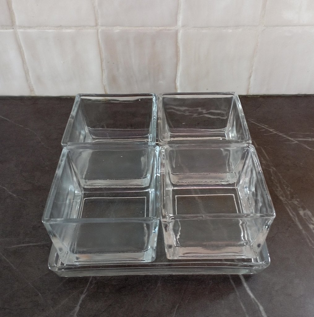 Set van 4 vierkante glazen schaaltjes op dienblad, Vaatwasserbestendig, Overige typen, Ophalen of Verzenden, Glas