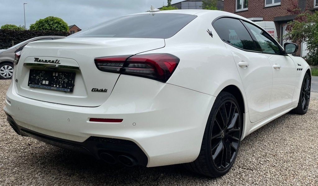 Maserati Ghibli 3.0 V6BiTurbo SQ4 Modena*Carplay*Cruise*Pano, Auto's, Automaat, https://public.car-pass.be/vhr/2b806c7e-7046-44ab-8afe-99b51c96d861
