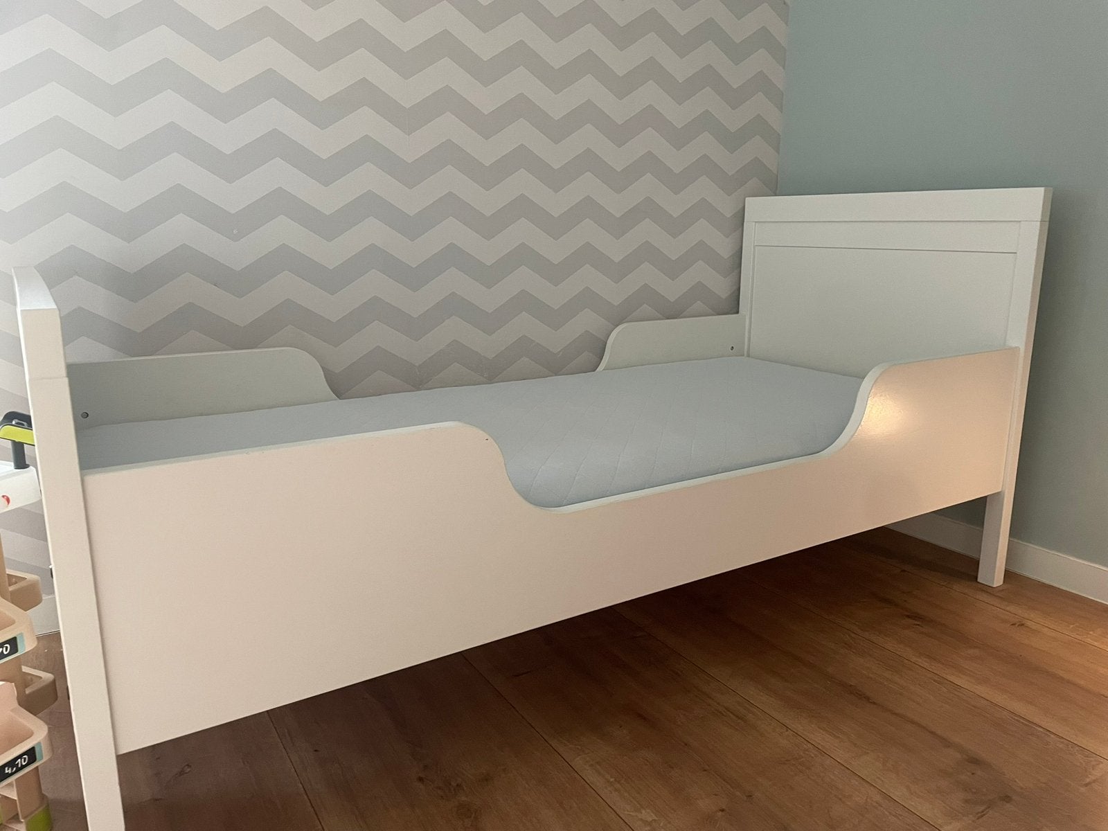 Kinderbed met matras, Kinderen en Baby's, Ophalen, 70 tot 85 cm, Zo goed als nieuw, Matras