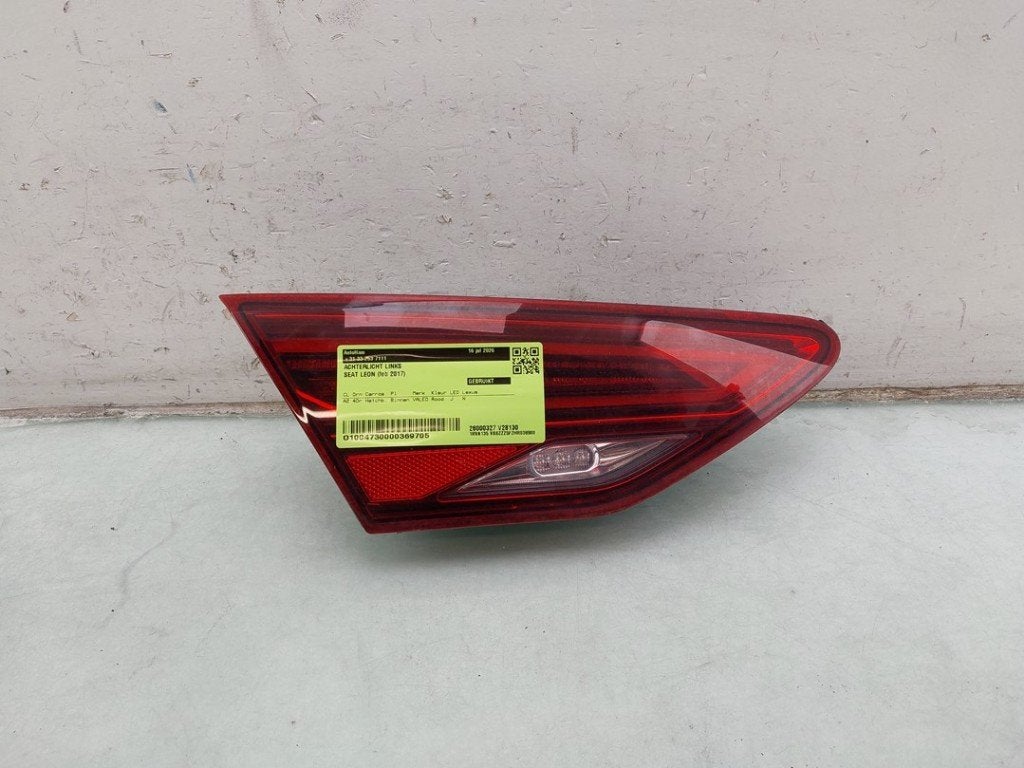 ACHTERLICHT LINKS Seat Leon (5FB) (|5F0945307J|5F0945307N|), Gebruikt, Valeo, 100, rue de Courcelles
75017  Paris, FR, Seat