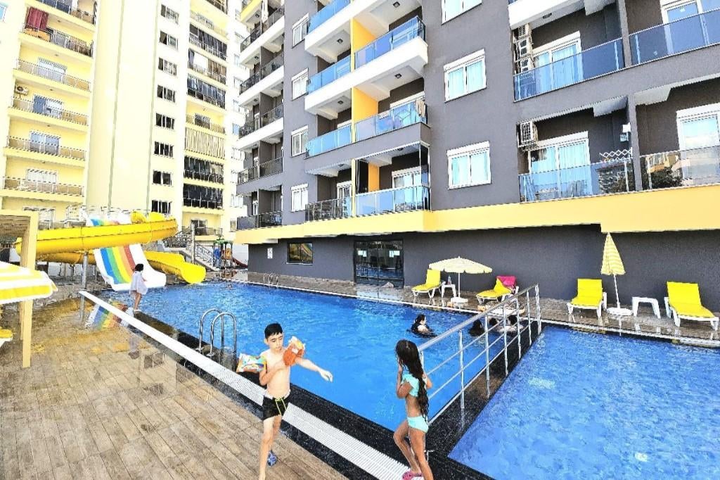 Ruim 2+1 appartement op slechts 150 meter van de zee, 3 kamers, Turkije, Appartement, 90 m²