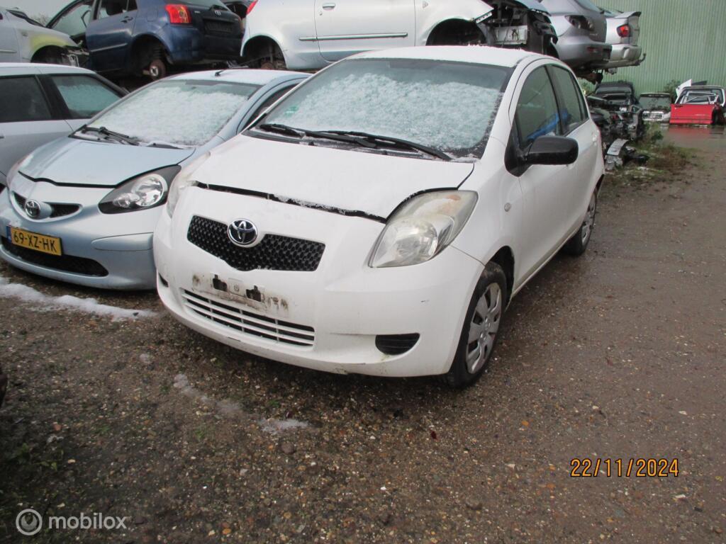Onderdelen Toyota Yaris 1.3 VVTi Sol MMT 5HB 2007, Toyota, Toyota, Utilisé