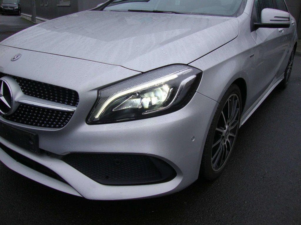 Mercedes-Benz A-CLASS 180 i aut, AMG, 2018, 51.000 km, leder, Cruise Control, Entreprise, Noir, 5 portes